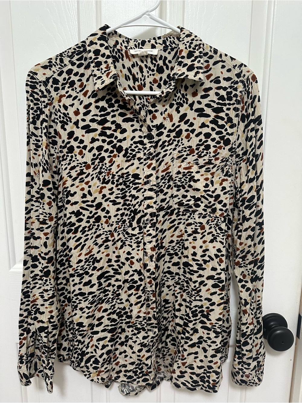 0260 beachlunchlounge Leopard Print Top in Cream, Black & Brown med